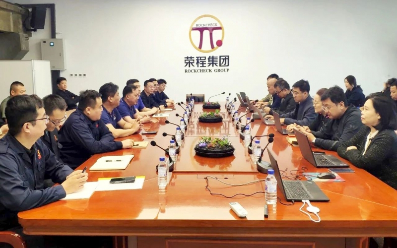 尊龙凯时人生就是搏钢铁集团顺利通过“四体系”再认证审核